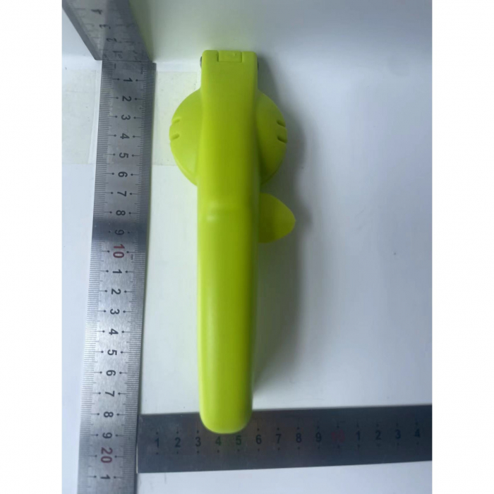 Lichidare Dispozitiv de spart nuci si castane Flippy, ABS si otel, 17.5 x 5.5 x 5 cm, usor de utilizat, verde [3]