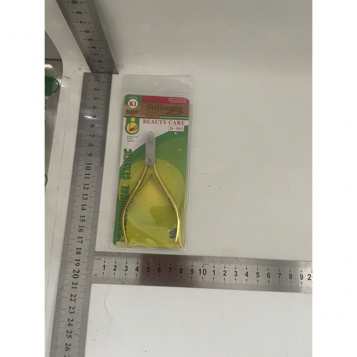 Forfecuta de unghii si cuticule, Flippy, din otel inoxidabil, Auriu [2]