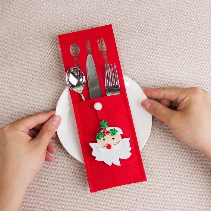 Husa decorativa pentru set tacamuri Flippy, model Mos Craciun, material poliester, 25 x 8.5 cm, rosu [2]