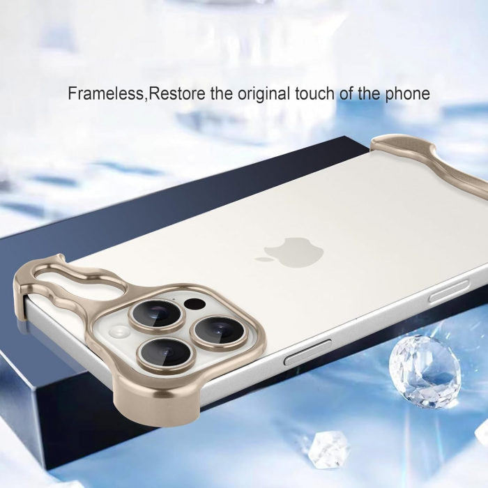 Husa Metalica Compatibila cu iPhone 16 Pro, Flippy, Protectie pentru Colturile Telefonului si Camera, Aliaj, Antisoc, Antizgariere, Auriu [3]