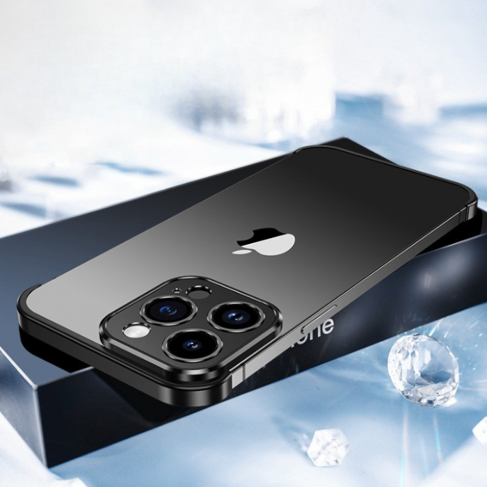 Husa Metalica Edgeless Compatibila cu iPhone 15 Pro, Flippy, Protectie pentru Colturi si Camera, Aliaj, Antisoc, Antizgariere, Negru Metalizat [2]