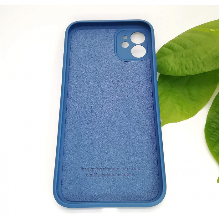 Husa protectie compatibila cu Apple iPhone 11 Liquid Silicone Case Albastru Inchis [7]