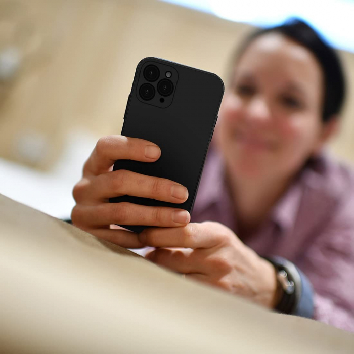 Husa protectie compatibila cu Apple iPhone 11 Pro Max Liquid Silicone Case Negru [3]