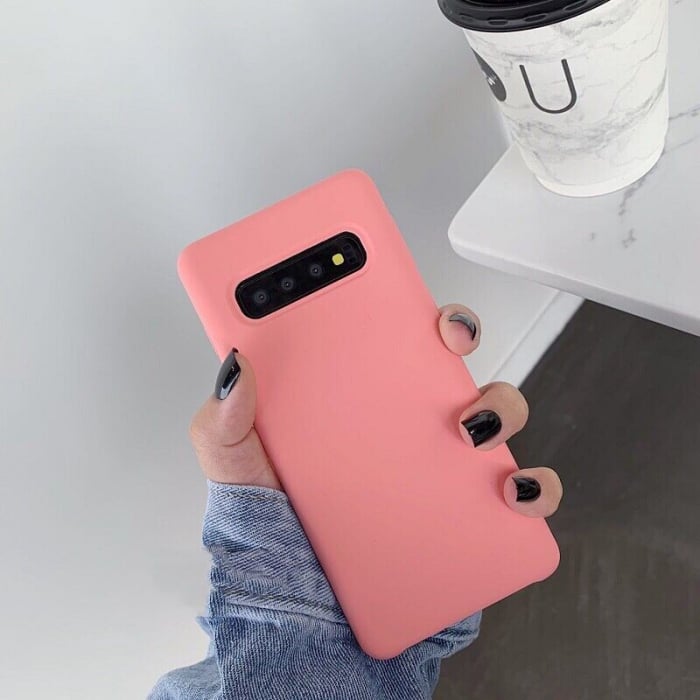 Husa protectie Flippy compatibila cu Samsung Galaxy S10 E Liquid Silicone Case Fuchsia [3]