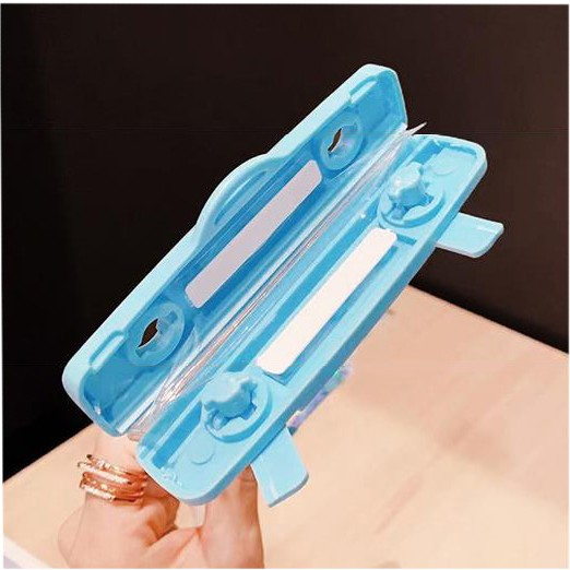 Husa subacvatica Fruity Waterproof Flippy, Snowproof, Universala, Impermeabila, cu Snur, pentru telefon sau documente, Berry Bear, Albastru [7]