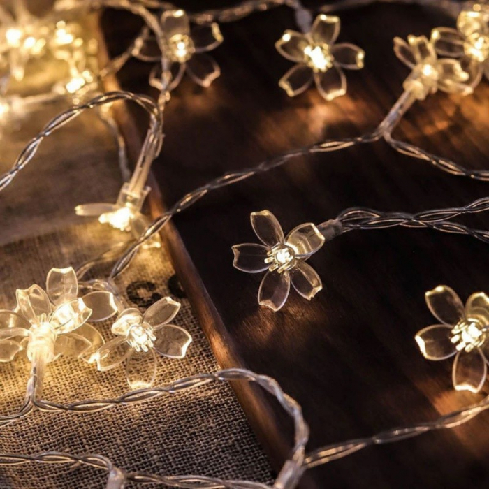 Instalatie Craciun, 5 metri, 20 Becuri LED tip Flori de cires, pentru exterior cu incarcare solara, Alb cald, Flippy [9]