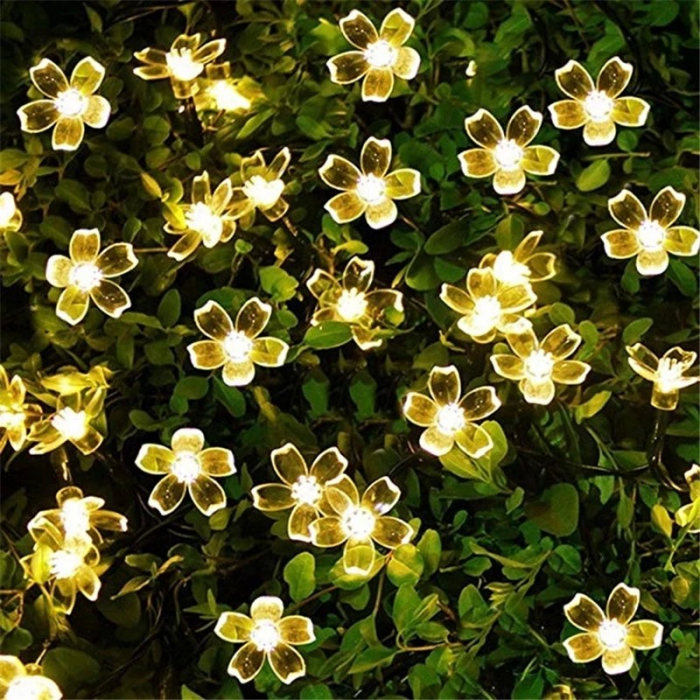 Instalatie Craciun, 5 metri, 20 Becuri LED tip Flori de cires, pentru exterior cu incarcare solara, Alb cald, Flippy [7]