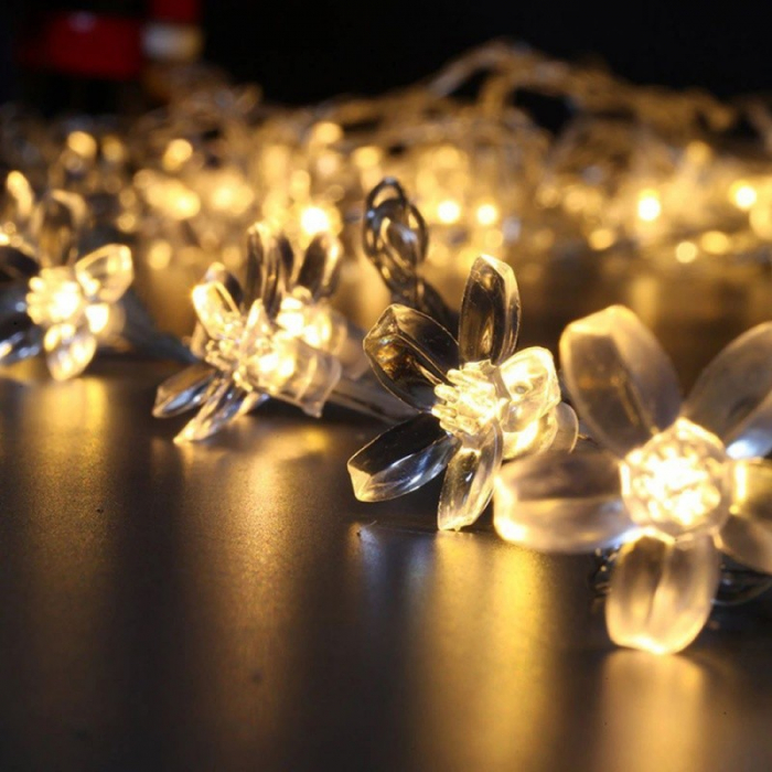 Instalatie Craciun, 5 metri, 20 Becuri LED tip Flori de cires, pentru exterior cu incarcare solara, Alb cald, Flippy [10]