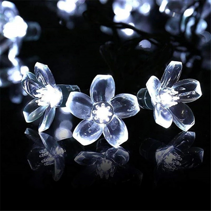 Instalatie Craciun, 6.5 metri, 30 Becuri LED tip Flori de cires, pentru exterior cu incarcare solara, Alb rece, Flippy [5]
