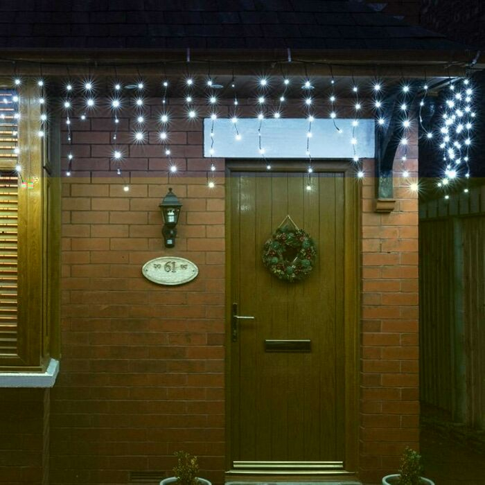 Instalatie Craciun Profesionala de Exterior IP65, 70 m, 1680 Led-uri Mari ,Franjuri, Alb rece, Flash, Alimentator, Interconectabila, Fir Negru Cauciucat, 220v, Flippy [9]