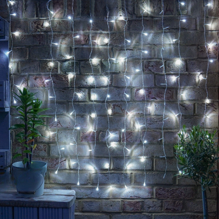 Lichidare Instalatie Craciun Yoto, Tip Perdea, 2 m x 1 m, 120 LED-uri, Prelungitor 1.5 m, 8 Jocuri de Lumini, Interconectabila, Fir transparent, Interior/Exterior, Alb Rece [1]