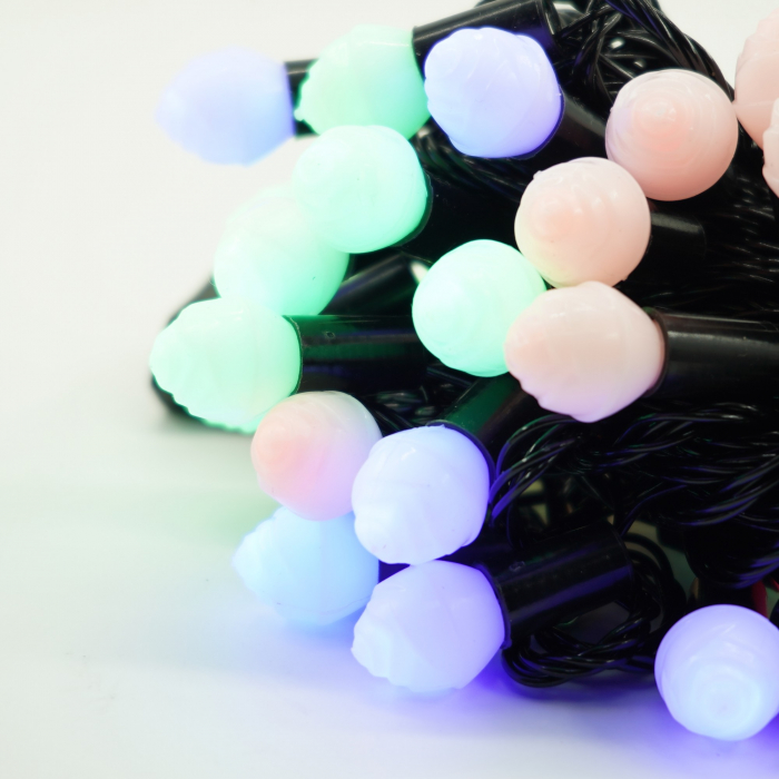 Instalatie de Craciun Liniara RGRB Yoto, 10 m, din care 1 m Prelungitor 220V, 40 LED, Bilute Mate, Interconectabila, Utilizare Interior/Exterior, Fir Negru, multicolor [7]