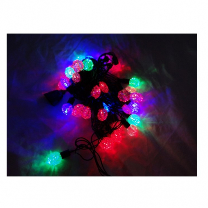 Instalatie de Craciun Liniara RGRB Yoto, 10 m, din care 1 m Prelungitor 220V, 40 LED, Model Anise, Utilizare Interior/Exterior, Interconectabila, Fir Negru, multicolor [1]