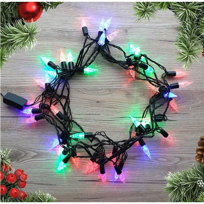 Instalatie de Craciun Liniara RGRB Yoto, 10 m, din care 1 m Prelungitor 220V, 40 LED, Model Brazi, Utilizare Interior/Exterior, Interconectabila, Fir Negru, multicolor [1]