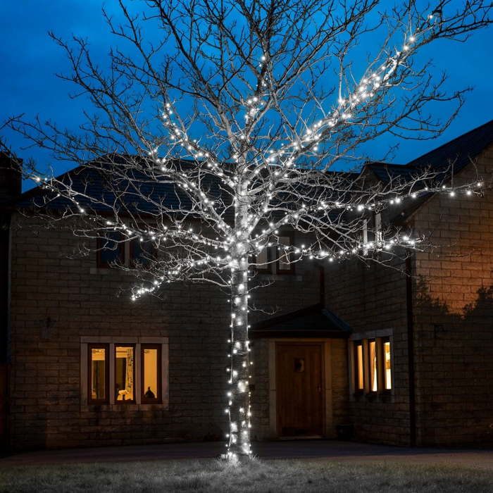 Instalatie de Craciun Liniara Yoto, 22 m, din care 1 m Prelungitor 220V, 300 LED, 8 jocuri de lumini, Controler, Utilizare Interior/Exterior, Fir Negru, Alb Rece [3]