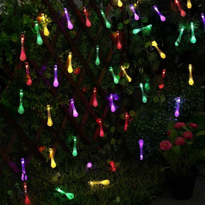Instalatie Solara 4 m, 28 Led-uri cu Ornament tip picatura de apa, Liniara, 600 mAh, Fir negru, Interior, Exterior, Multicolor [4]