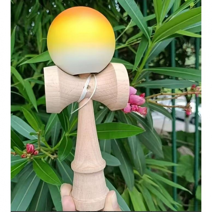 *LICHIDARE STOC* Jucarie Interactiva Kendama, Flippy, din Lemn, 18 cm, Joc de Indemanare pentru Copii si Adulti, Model Gradient 11, Portocaliu/Galben/Alb [2]