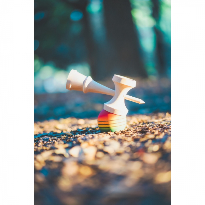 Jucarie Interactiva Kendama, Flippy, din Lemn, 18 cm, Joc de Indemanare pentru Copii si Adulti, Model Gradient 4, Rosu/Galben/Verde [3]