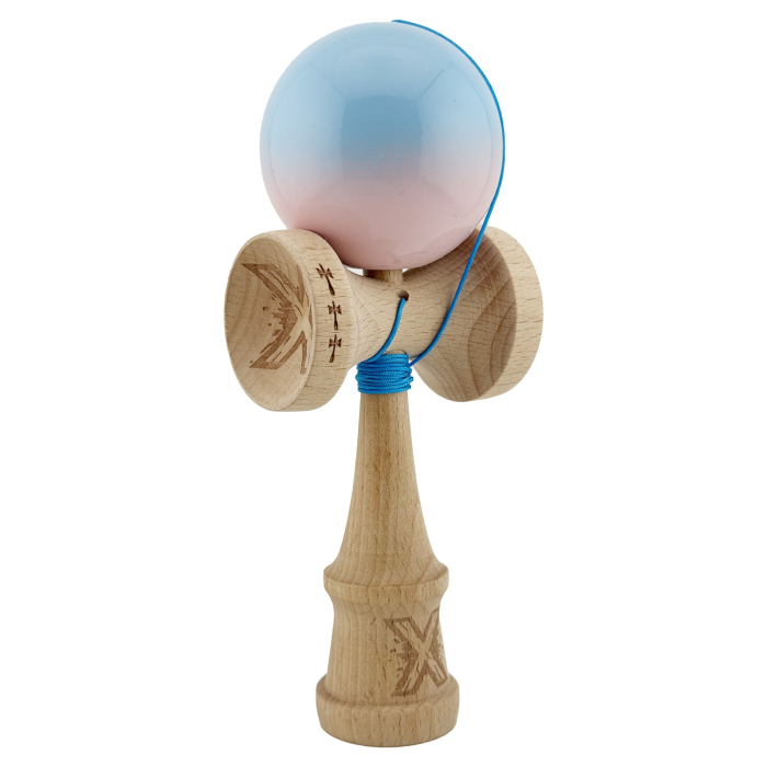 Kendama X Originala, Profesionala, Flippy, Big Cups V2, Super Sticky cu Cupe Mari, din lemn 18 cm, Rulment Metalic cu Ata 55 cm, Albastru deschis/Roz [2]