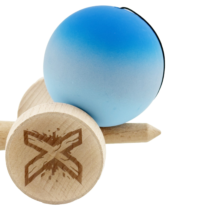 Kendama X Originala, Profesionala, Flippy, Cupe Mari KING SIZE V3, Rubber Grip, Gaura in Baza, Rulment Metalic, din lemn 18 cm, Ata 62/65 cm, Gradient Albastru/Gri/Albastru deschis [8]