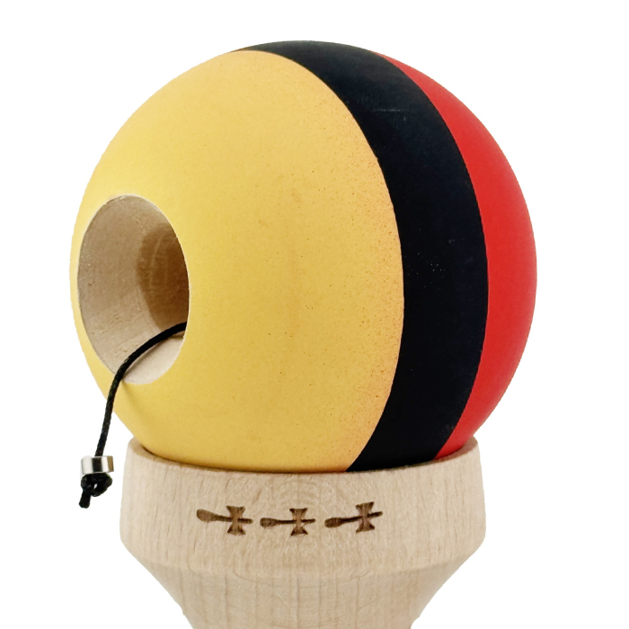 Kendama X Originala, Profesionala, Flippy, Cupe Mari KING SIZE V3, Rubber Grip, Gaura in Baza, Rulment Metalic, din lemn 18 cm, Ata 62/65 cm, M Rosu/Negru/Galben [7]