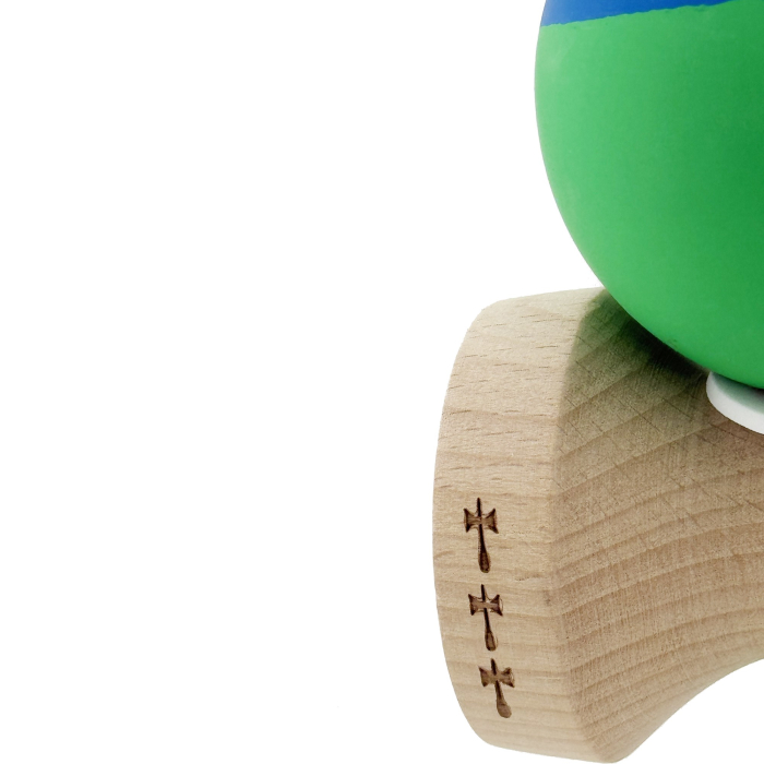 Kendama X Originala, Profesionala, Flippy, Rubber Grip, Cupe Mari KING SIZE V3, Gaura in Baza, Rulment Metalic, din lemn 18 cm, Ata 62/65 cm, Bicolor Albastru/Verde [8]