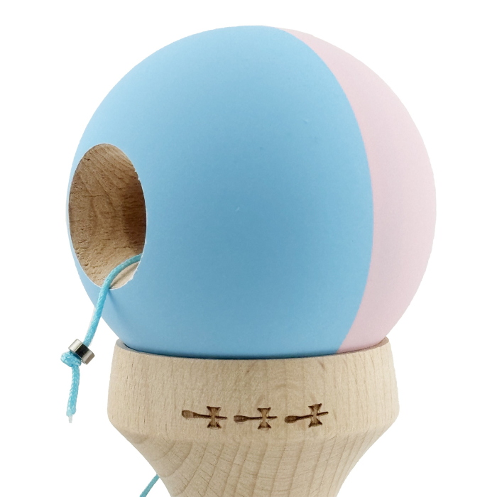 Kendama X Originala, Profesionala, Flippy, Rubber Grip, Cupe Mari KING SIZE V3, Gaura in Baza, Rulment Metalic, din lemn 18 cm, Ata 62/65 cm, Bicolor Roz/Bleu [7]
