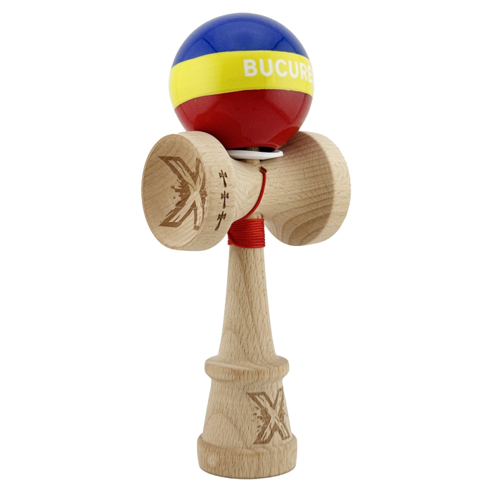 Kendama X Originala, Profesionala, Flippy, Tricolor Edition BUCURESTI, Super Sticky cu Cupe Mari KING SIZE V3, Rulment Metalic si Gaura in Baza, din Lemn 18 cm, Ata 62/65 cm, Multicolor [1]
