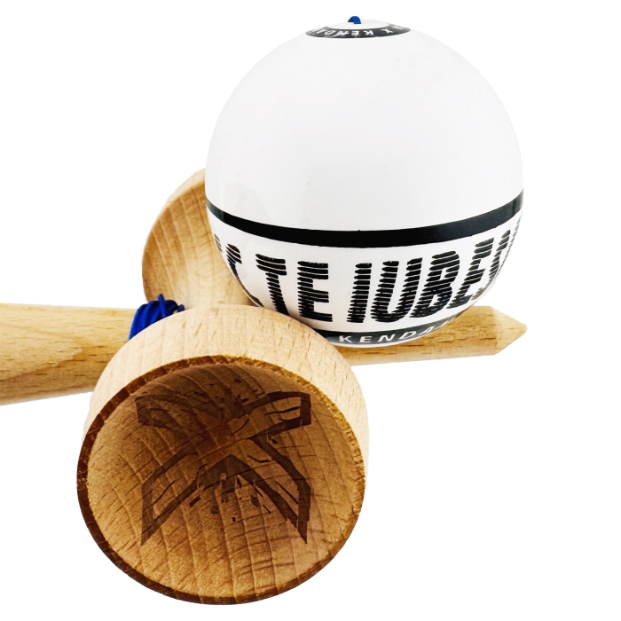 Kendama X TE IUBESC Originala, Profesionala, Flippy, Super Sticky cu Cupe Mari KING SIZE V3, Gaura in Baza, Rulment Metalic, din lemn 18 cm, Ata 62/65 cm, Alb/Alb [9]