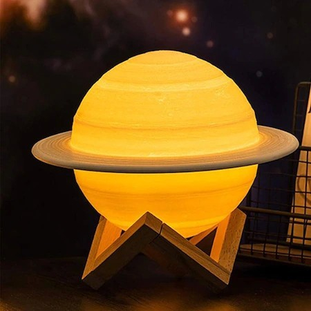 Lampa de veghe in forma de Saturn 3D Moon Light Alb Cald, alimentare baterii, stand plastic inclus, 13 cm, Flippy [2]