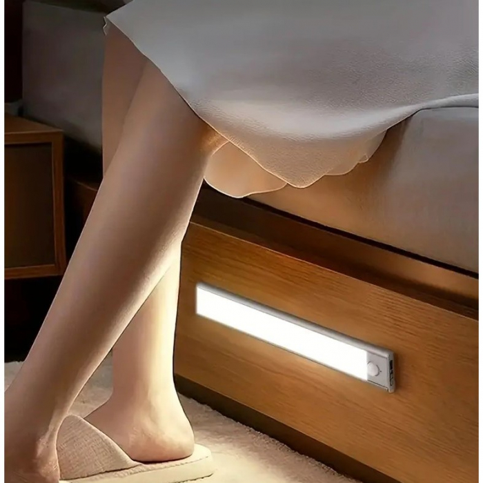 Lampa LED cu Senzor de Lumina si Miscare 30 cm, Flippy, Intensitate Reglabila, Suport Magnetic, 79 LED-uri, 114.59lm , Acumulator 600mAh cu Reincarcare prin USB-C, pentru Bucatarie, Hol, Dressing, Gar [7]