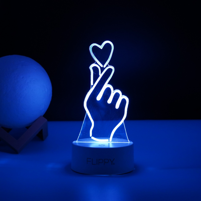 Lampa LED decorativa, Flippy, 3D, Mana si Inima, din material acril si lumina multicolora, alb [3]