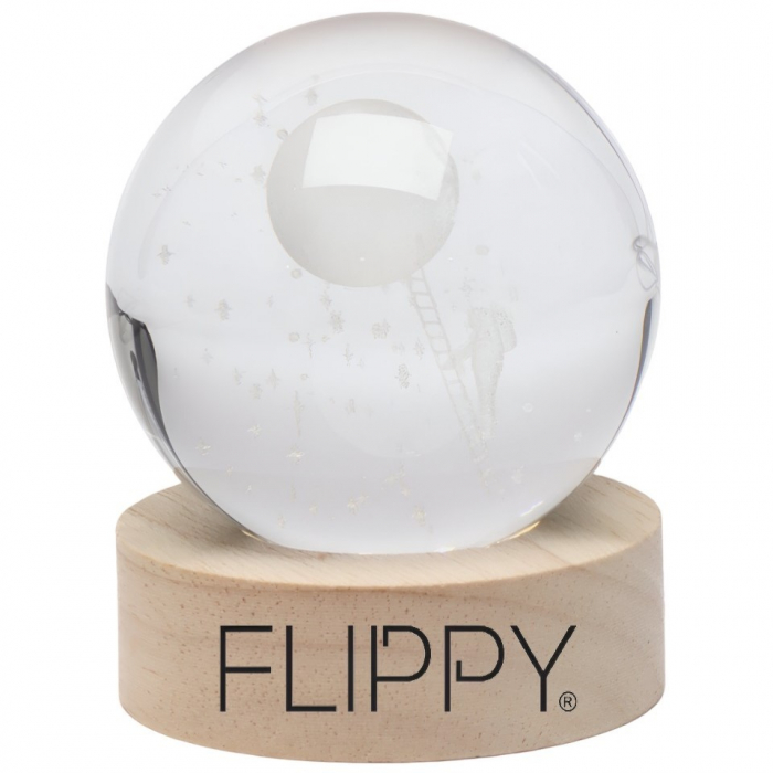 Lampa LED Decorativa, Flippy, cu Bila de Cristal cu Diametru 6cm, Model Astronaut pe Scara catre Luna 3D, Alimentare USB, Suport din Lemn, Lumina Alb Cald [1]