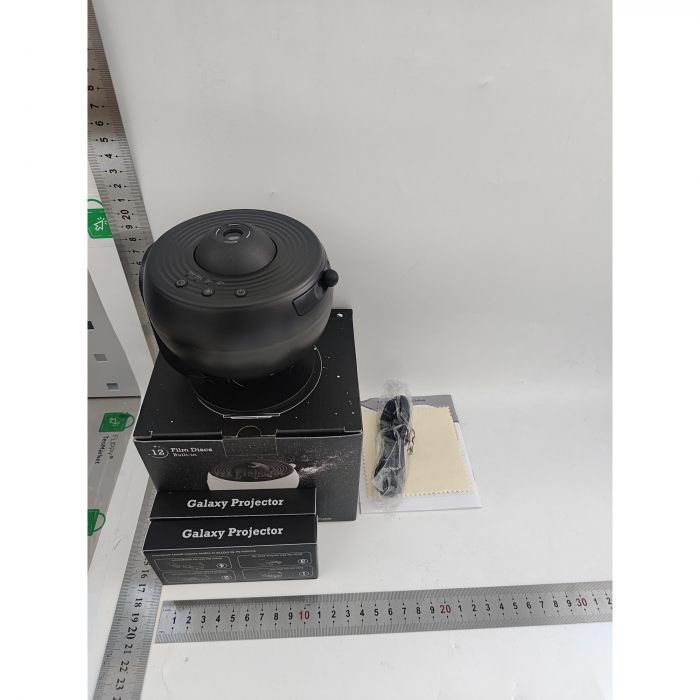 Lampa Tip Proiector Galaxie, Flippy, pentru Dormitor, Tematica Cer Instelat, Model Glob, HD, Rotire 360 de Grade, 13 Imagini, Incarcare USB, 5 W, 11.2x10.8x10.9 cm, Negru [2]