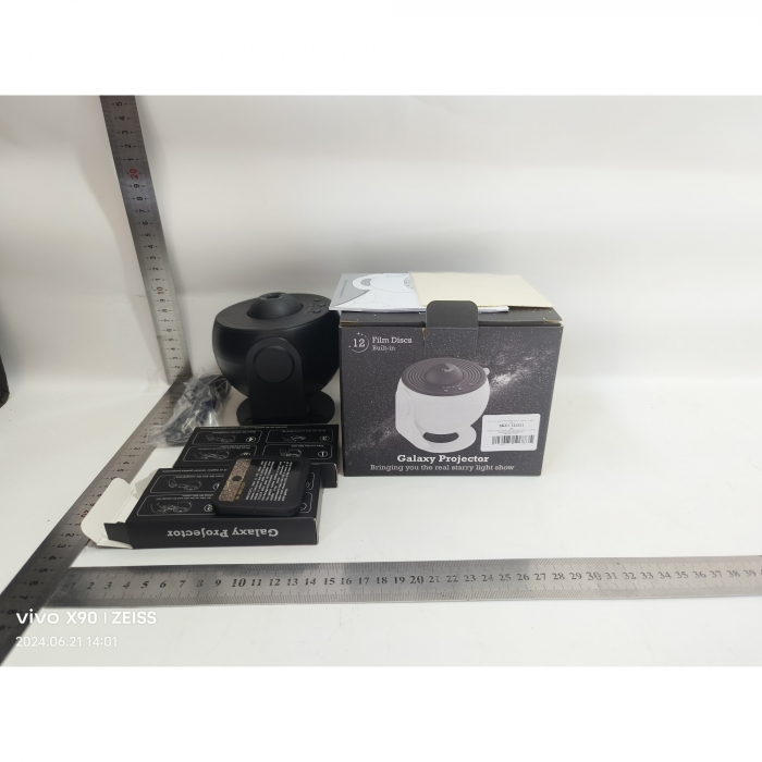Lampa Tip Proiector Galaxie, Flippy, pentru Dormitor, Tematica Cer Instelat, Model Glob, HD, Rotire 360 de Grade, 20 de Imagini, Incarcare USB, 10 W, 15x15 cm, Negru [2]