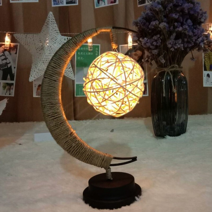 Lampa veghe Flippy, semi-luna cu glob din rattan, led, 28x15 cm, alb cald [2]
