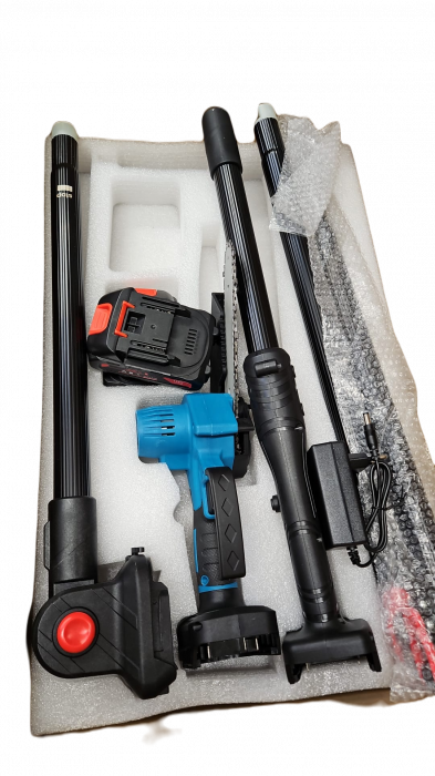 Mini-drujba cu maner telescopic pentru taiat la inaltime 2.4 m, 128 V, 2 acumulatori, 1 lama, 1 lant [3]