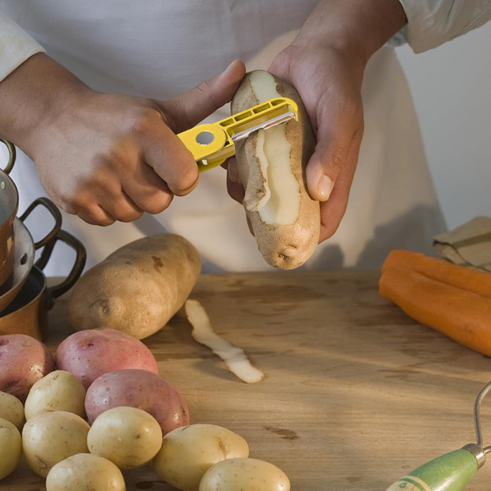 Peeler pentru Legume si Fructe, Flippy, 3.6 x 9.1 cm, Multifunctional, Curatator Pliabil, din ABS si Otel Inoxidabil, Galben [5]
