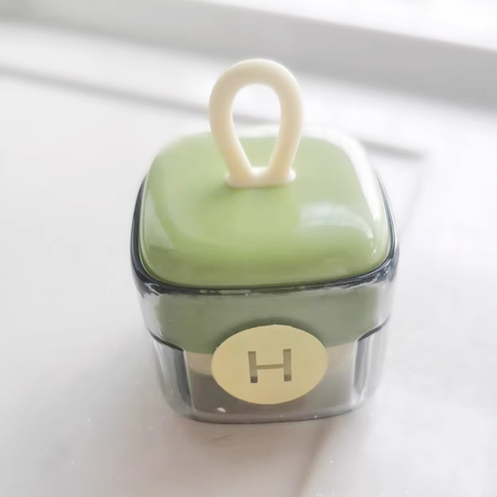 Rola pentru scame, Flippy, Indreptator de Scame Laviabila, forma de Cub din plastic, Portabil si Dragut 6 x 4.3 x 4.3 cm, Verde Matcha [7]