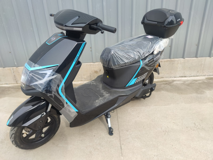 Scuter electric CU PERMIS Saige ZL, Viteză Maximă 45 km/h, Motor 2000W [3]