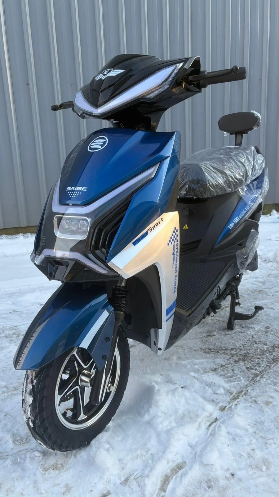 Scuter electric fara permis Saige ZJ, motor 1500W, 60V. 20Ah, autonomie 70 km, viteza maxima 25 km/h [4]