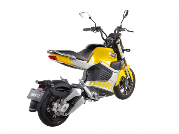 Scuter electric Ztech ZT-59 MIKU SUPER autonomie 130 Km viteza maxima 80 km/h putere 3000W acumulator 20Ah/72V [3]