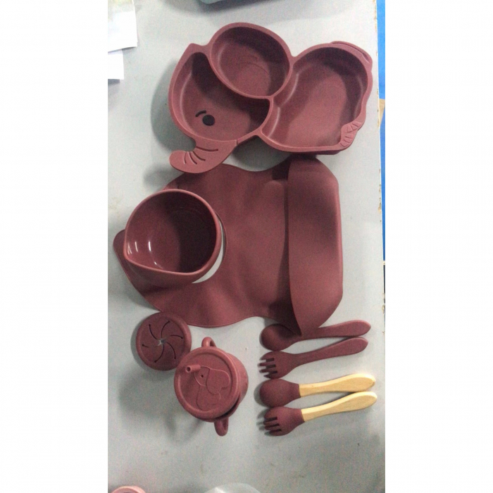 Set 10 Piese Servire Masa. Flippy, pentru Bebelusi si Copii, din Silicon/Lemn, cu Ventuze Anti-alunecare, fara Alergeni. +6 Luni, Model Elefant, Maro [1]