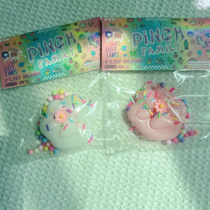 Set 12 Jucarii Antistres Squishy, Flippy, cu Revenire Lenta, Model Labuta de Pisica, 6x6 cm, 45g, Ambalaj Transparent, Alb+Roz [6]