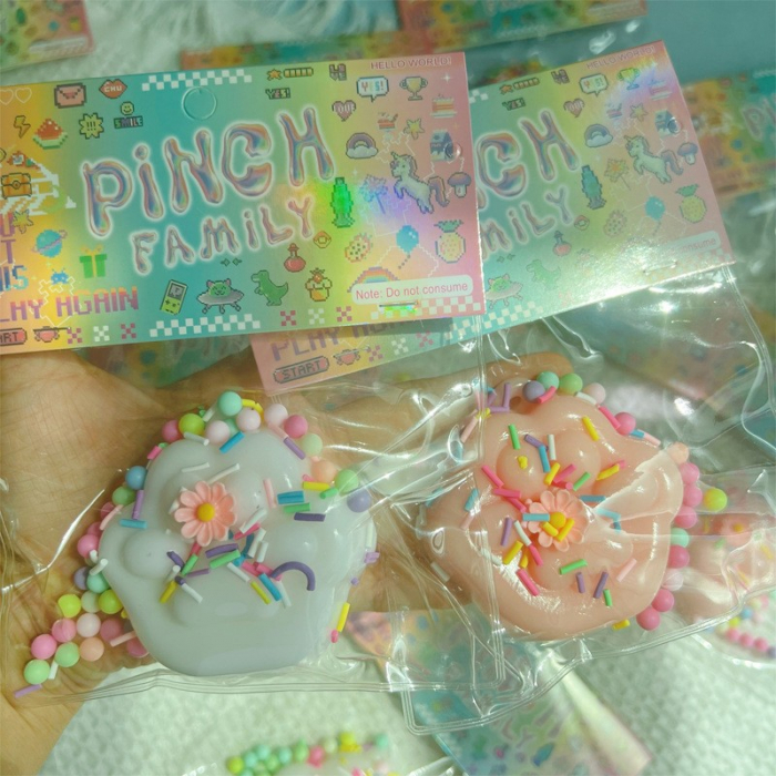 Set 12 Jucarii Antistres Squishy, Flippy, cu Revenire Lenta, Model Labuta de Pisica, 6x6 cm, 45g, Ambalaj Transparent, Alb+Roz [3]