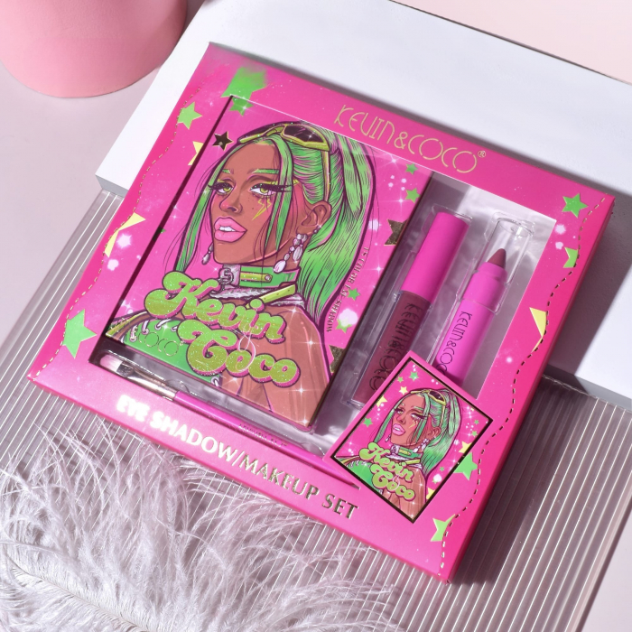 Set 4 Produse de Machiaj, KEVIN &amp;amp; COCO, Green Cool Girl, 18 culori, 20.5 x 18.2 x 2.2 cm [3]