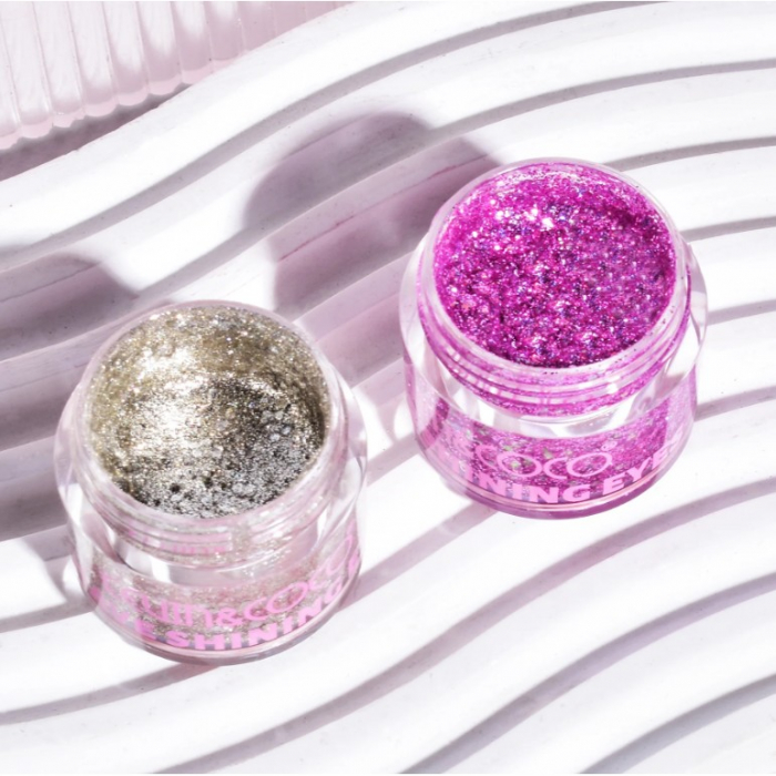Set de Machiaj Kevin&amp;Coco, 30 de Culori, Farduri de Pleoape, Iluminatoare Lichide, Lip Gloss-uri, Blush, Glitter, Model Regina Ghetii, 24.5x21.2x8.7 cm, Multicolor [10]