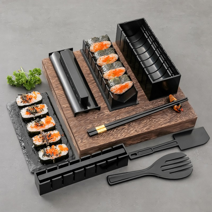 *LICHIDARE STOC* Set ustensile pentru facut sushi Flippy, 10 piese, forma inima inclus, 3 forme clasice, extensibil, finisaj lucios, material ABS, curatare usoara, negru [10]