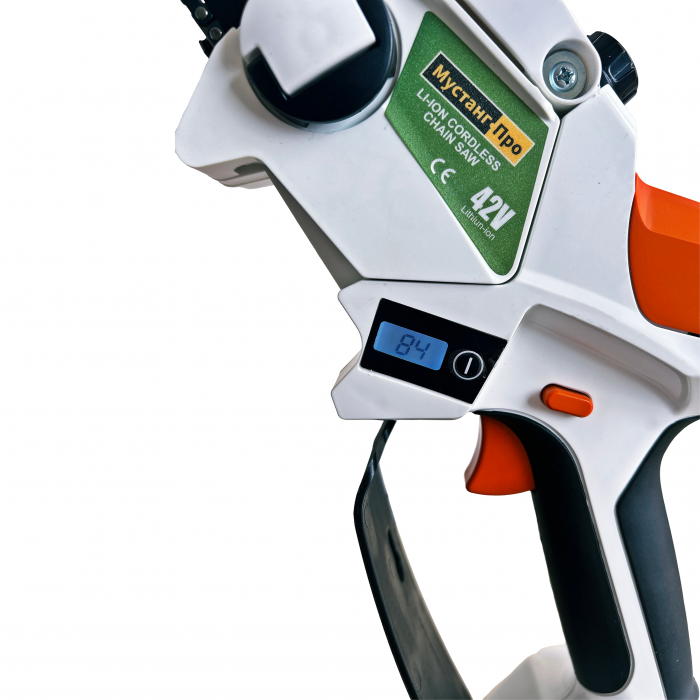 *Super oferta* Mini fierastrau Mustang, 2 acumulatori, 42 V, 8Ah, 3 lanturi, 2 lame, rezervor ulei, afisaj led, sistem ungere lant, lama 15 cm [6]