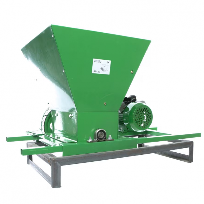 Lichidare de stoc Zdrobitor electric de fructe Micul Femier, 180 kg/h, 750 W [2]